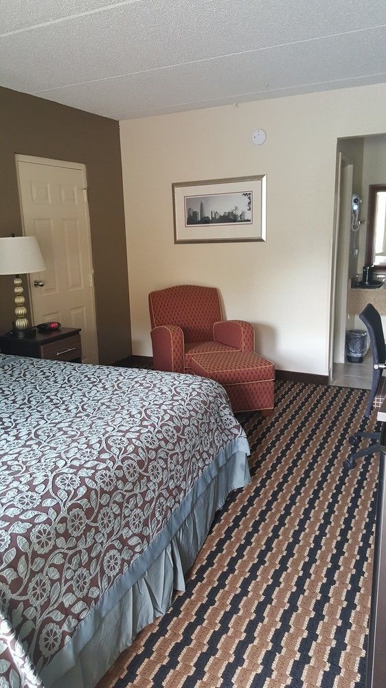 Econo Lodge Форест Сити Екстериор снимка