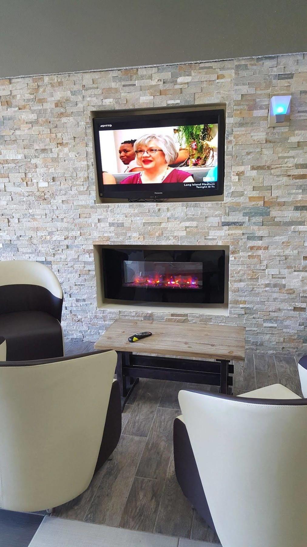 Econo Lodge Форест Сити Екстериор снимка