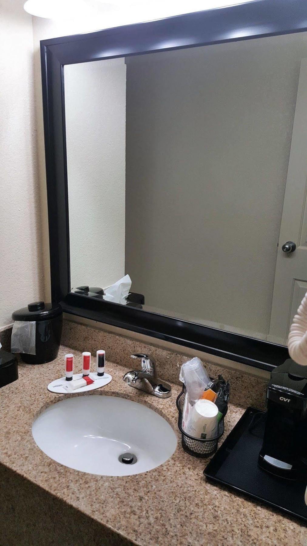 Econo Lodge Форест Сити Екстериор снимка
